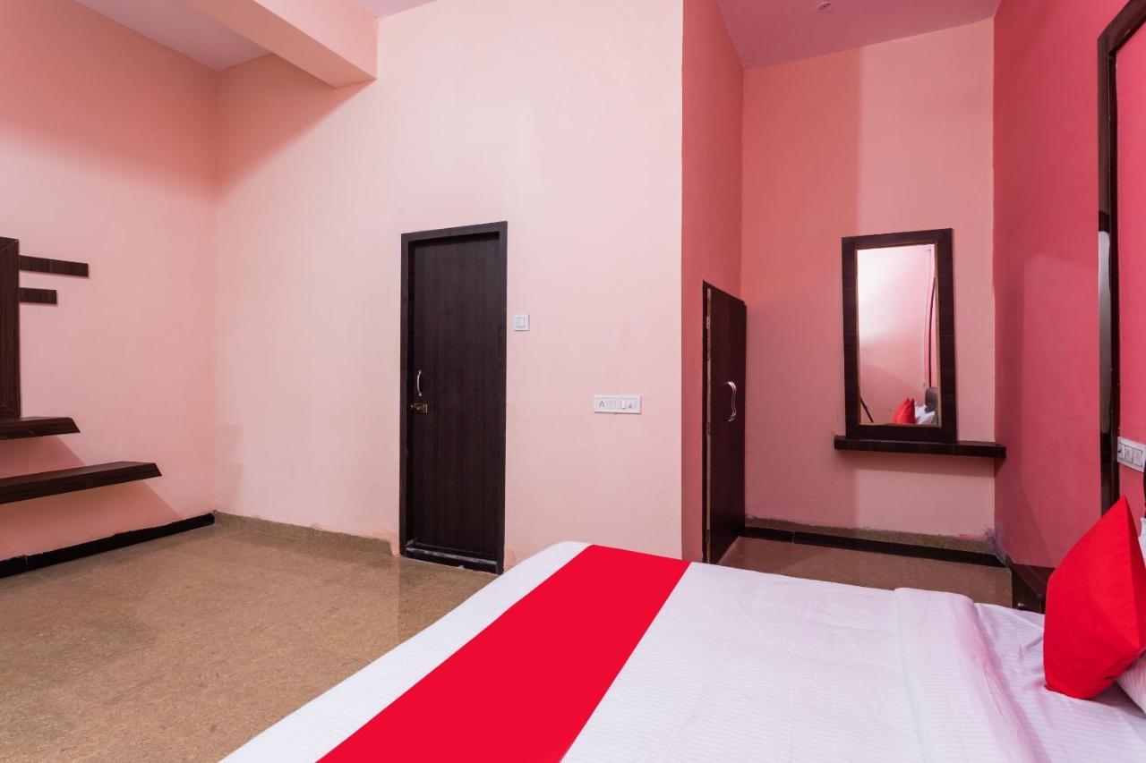 Oyo 35845 U-Turn Hotel Harsola Esterno foto